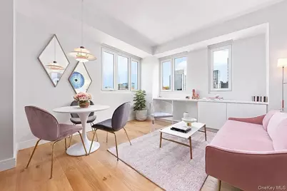 2416 Queens Plaza S #18B, Long Island City, NY 11101 - Photo 12