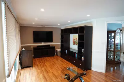 69 Meyer Lane, Medford, NY 11763 - Photo 4