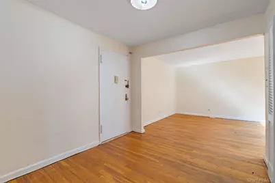 139-15 83rd Avenue #506, Briarwood, NY 11435 - Photo 2