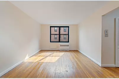 139-15 83rd Avenue #506, Briarwood, NY 11435 - Photo 4