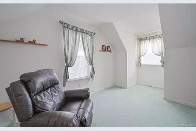 65 Prospect Drive, Brentwood, NY 11717 - Photo 20