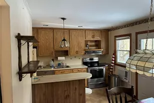 429 Robinson Ave, Patchogue, NY 11772 - Photo 8