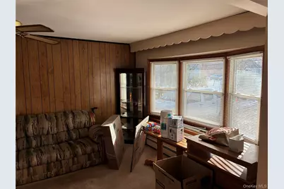 429 Robinson Avenue, Patchogue, NY 11772 - Photo 6