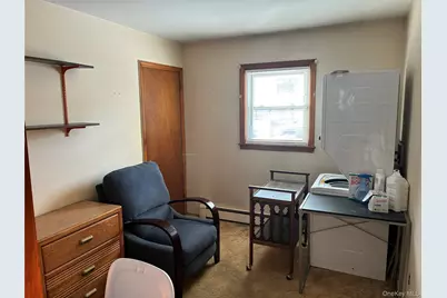 429 Robinson Avenue, Patchogue, NY 11772 - Photo 10