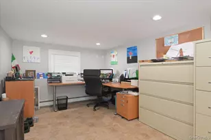 264 N Boston Ave, Massapequa, NY 11758 - Photo 18