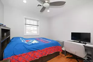 264 N Boston Ave, Massapequa, NY 11758 - Photo 16