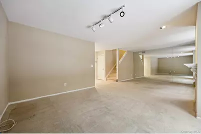 3 Springwood Lane, Huntington, NY 11743 - Photo 10