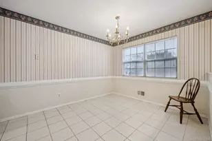 3 Springwood Ln, Huntington, NY 11743 - Photo 12