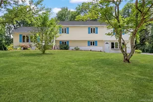 16 Orchard Ln, Hopewell Junction, NY 12533 - Photo 2