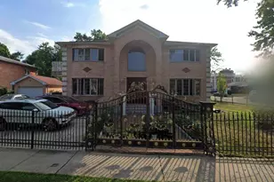 66-06 251st St, Little Neck, NY 11362 - Photo 1