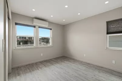 251 Arthur Street, Freeport, NY 11520 - Photo 32