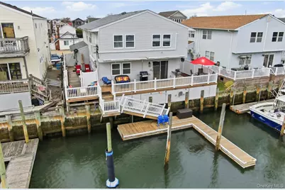 251 Arthur Street, Freeport, NY 11520 - Photo 40