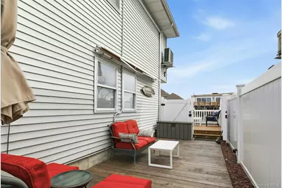 251 Arthur Street, Freeport, NY 11520 - Photo 36