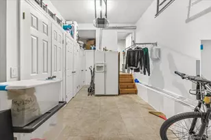 1662 Park Ave, New Hyde Park, NY 11040 - Photo 30