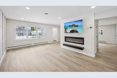 151 Laurance Lane, Ridge, NY 11961 - Photo 8