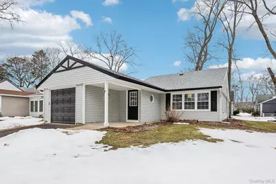 151 Laurance Lane, Ridge, NY 11961 - Photo 2