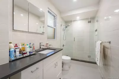 22610 147th Avenue, Springfield Gardens, NY 11413 - Photo 28