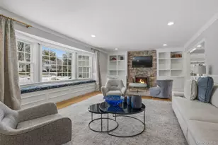 38 Hewlett Ln, Port Washington, NY 11050 - Photo 6