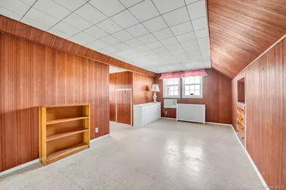 60 Aberdeen Road, New Hyde Park, NY 11040 - Photo 14