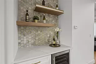 182 Friends Ln, Westbury, NY 11590 - Photo 10