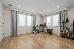 2 Elf Rd, Syosset, NY 11791 - Photo 20