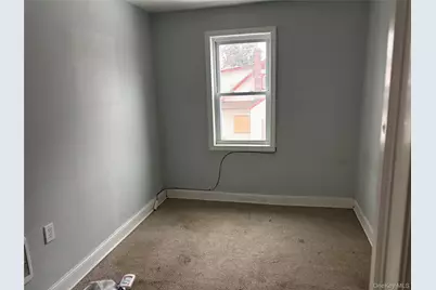 21 E Clinton Avenue, Roosevelt, NY 11575 - Photo 6