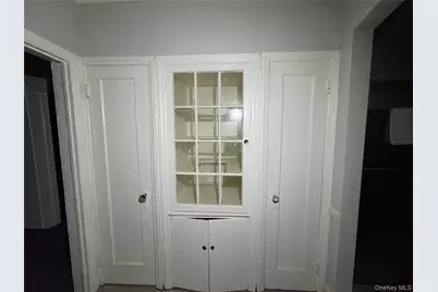 21 E Clinton Avenue, Roosevelt, NY 11575 - Photo 8