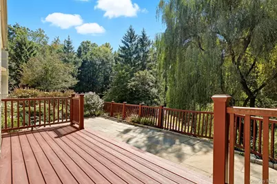 4 Westfield Road, White Plains, NY 10605 - Photo 2