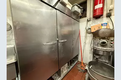 67981 Seneca Avenue, Ridgewood, NY 11385 - Photo 12