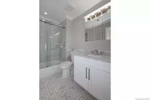 26 Sunlight Walk, Holbrook, NY 11741 - Photo 10