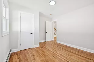 38 Somerset Road E, Amityville, NY 11701 - Photo 22