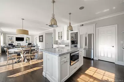 2 Holly Court, Miller Place, NY 11764 - Photo 18