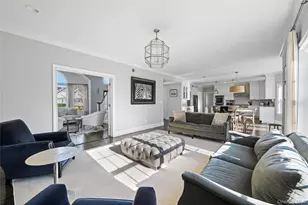 2 Holly Ct, Miller Place, NY 11764 - Photo 14