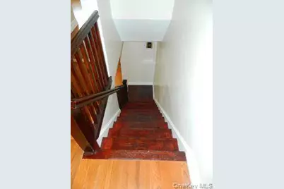 3240 Seymour Avenue, Bronx, NY 10469 - Photo 14