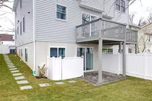 56 Kirkwood Rd, Port Washington, NY 11050 - Photo 36