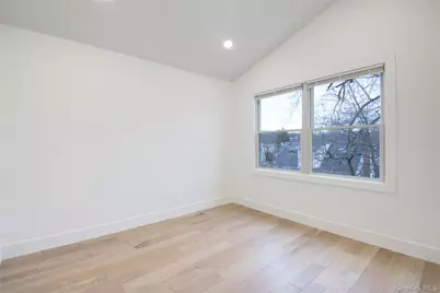 56 Kirkwood Road, Port Washington, NY 11050 - Photo 20