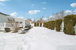 24 Rocco Dr, East Northport, NY 11731 - Photo 28