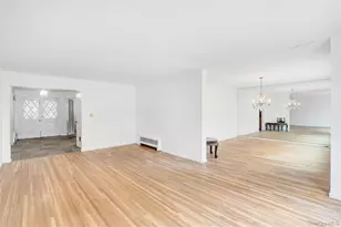 5 Chatham Pl, Dix Hills, NY 11746 - Photo 6