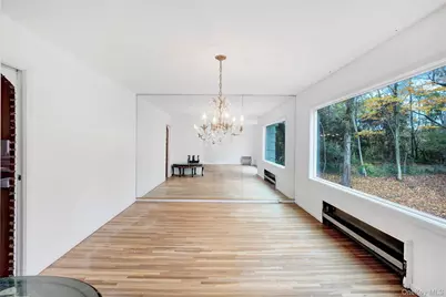 5 Chatham Place, Dix Hills, NY 11746 - Photo 4