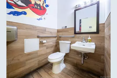 63-28 Roosevelt Avenue, Woodside, NY 11377 - Photo 10