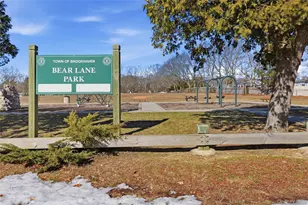 5 Bear Ln, Centereach, NY 11720 - Photo 4