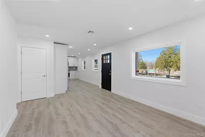 5 Bear Lane, Centereach, NY 11720 - Photo 14