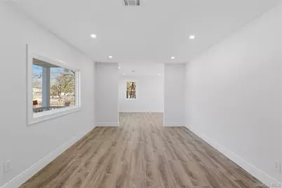 5 Bear Lane, Centereach, NY 11720 - Photo 12