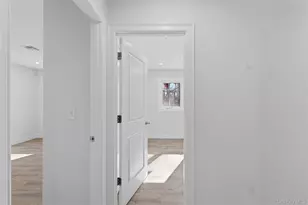 5 Bear Ln, Centereach, NY 11720 - Photo 18