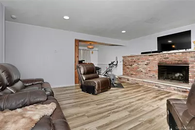 70 Susan Drive, New City, NY 10956 - Photo 14