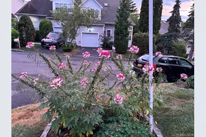 83 Roundtop Road, Yonkers, NY 10710 - Photo 20