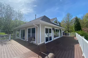 83 Roundtop Rd, Yonkers, NY 10710 - Photo 22