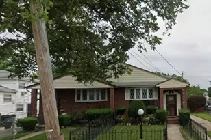 137-33 158th St, Jamaica, NY 11434 - Photo 1