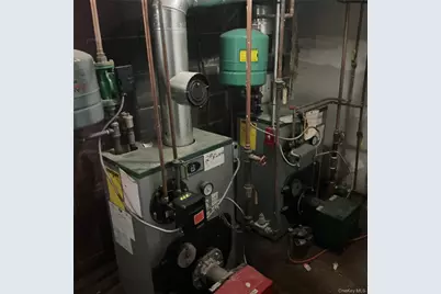 39 N 16th Street, Wyandanch, NY 11798 - Photo 20