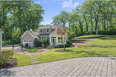 28 Dunlop Road, Huntington, NY 11743 - Photo 34